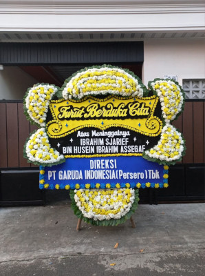 Papan Bunga Duka di Pengkol